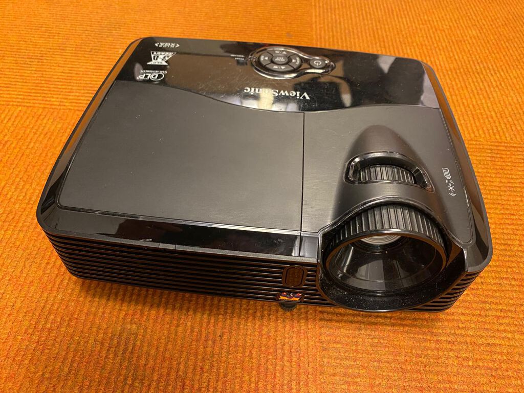 View Sonic VS13870 Projector