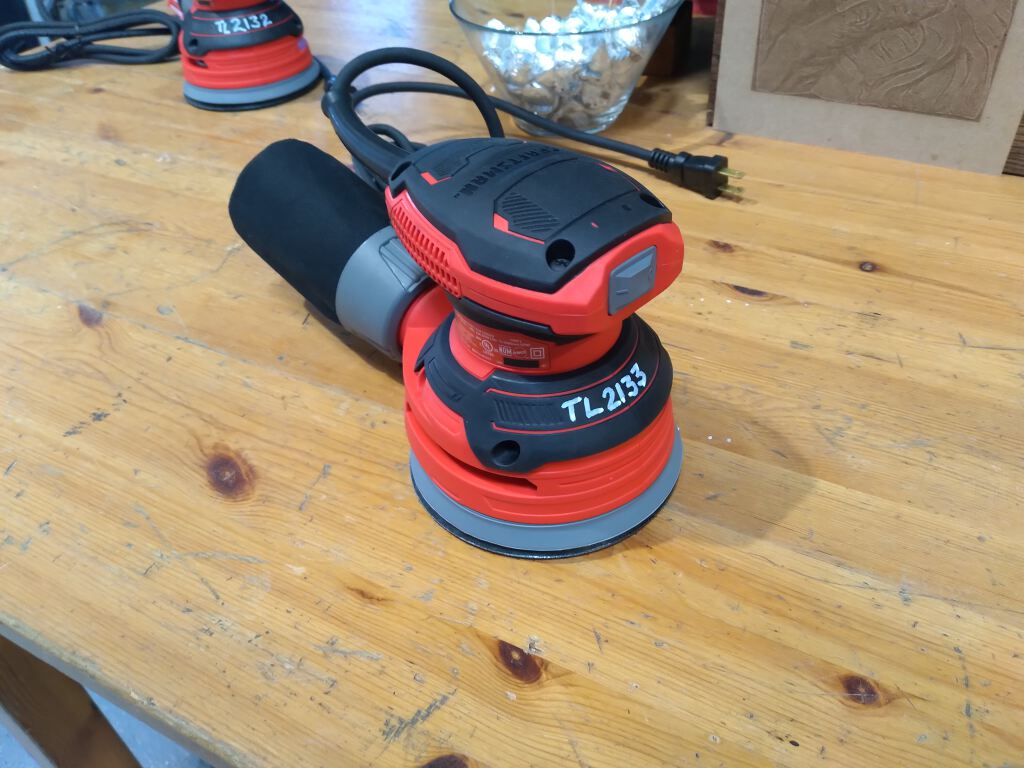 HNL Tool Library Craftsman Random Orbit Sander (2133)