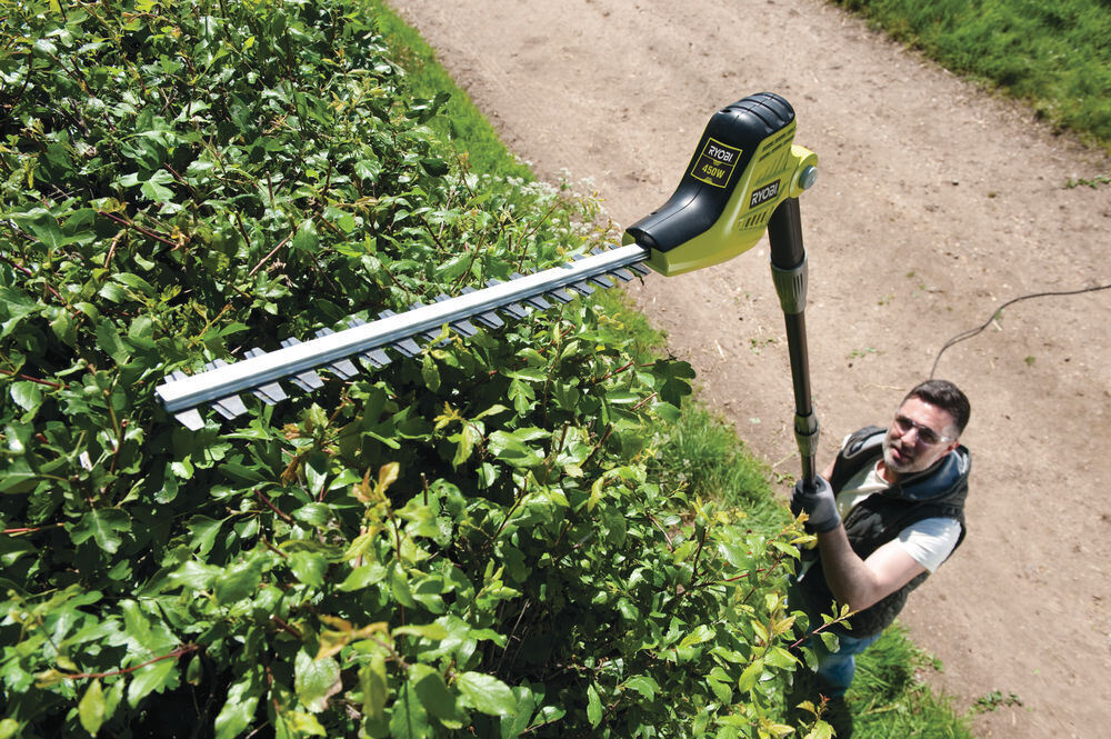 Pole hedge trimmer, electric, corded