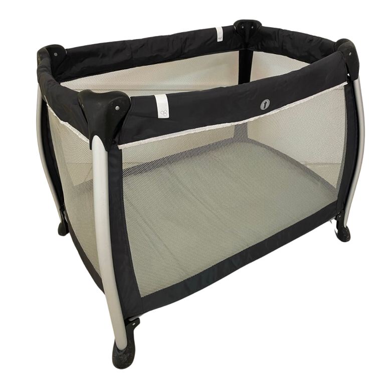 Compact Travel Cot / Cot Teithio Compact
