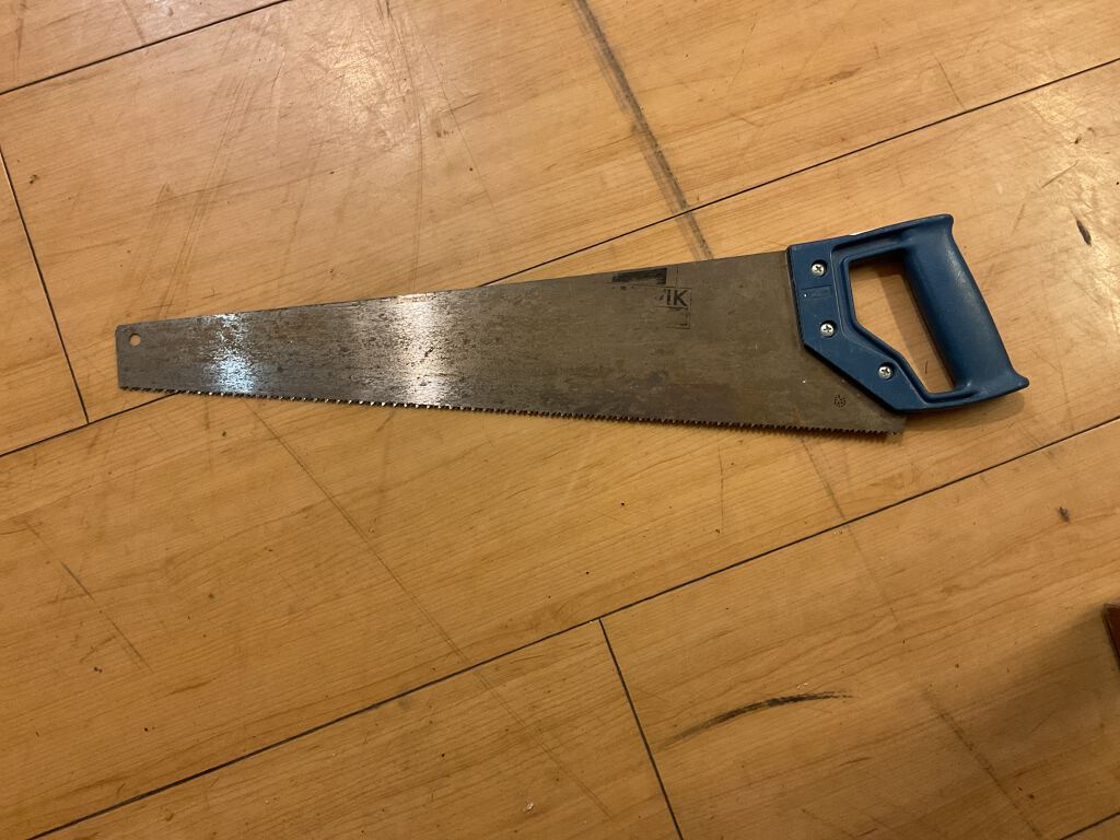 Hand saw