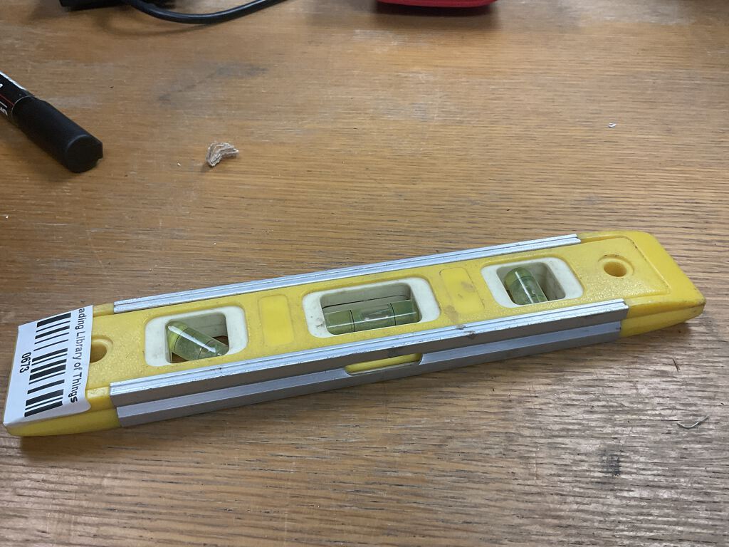 9 inch plastic level