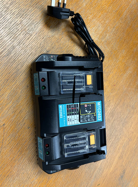 makita double charger