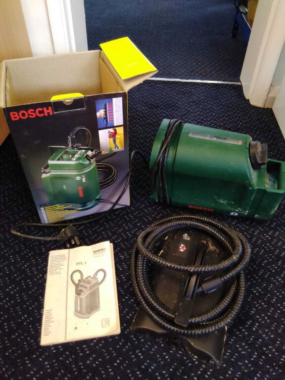 Bosch PTL1 Wallpaper steamer stripper