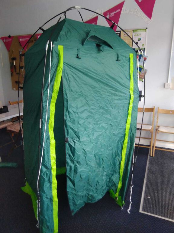 Changing or toilet tent, for camping outdoors