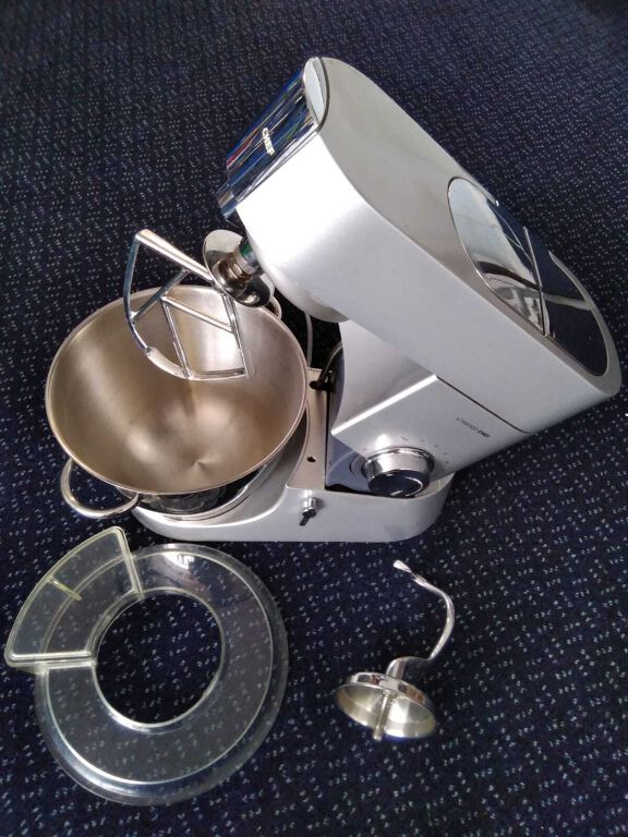 Kenwood Chef Stand Mixer