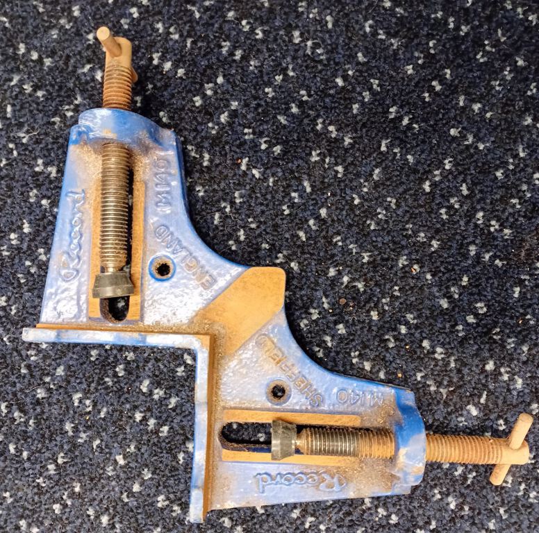 Record M140 Vintage Corner clamp