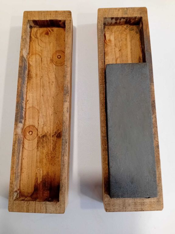 Knife Blade Whetstone Sharpening Stone - Boxed