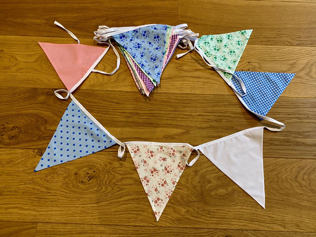 Bunting - 10m of double-sided floral bunting (30 flags)