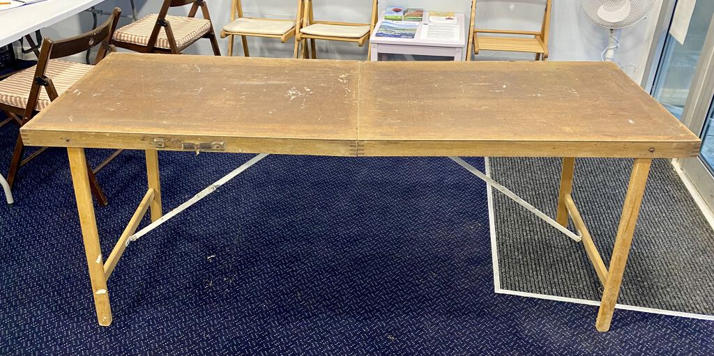 Sturdy Folding Wooden Pasting Table