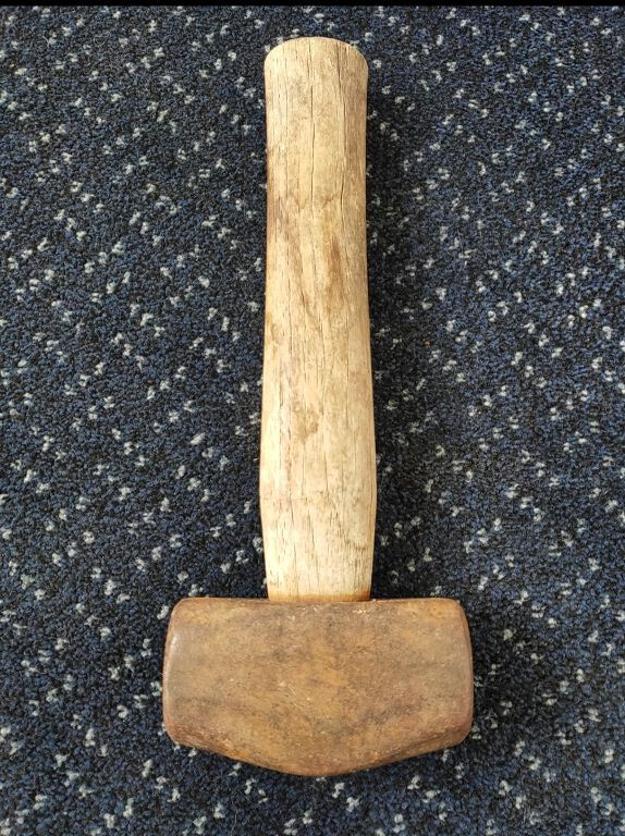 Lump hammer 3lb 1.35kg with short wooden handle