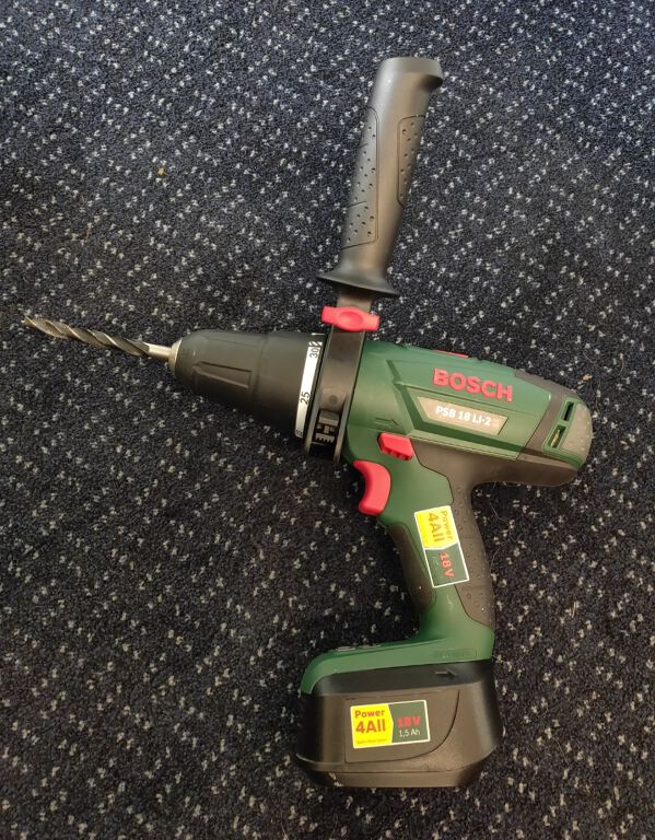 BOSCH Cordless Combi Drill 10mm chuck screw driver (PSB 18 LI-2)