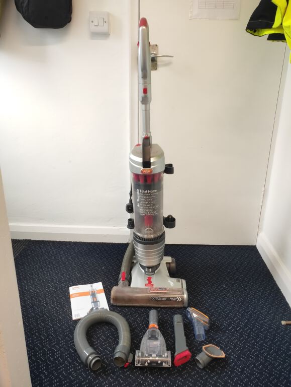 VAX Air Steerable Total Home Upright Vacuum Cleaner (U88-AM-Te)