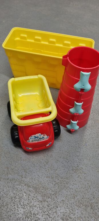 Beach toys (R273)