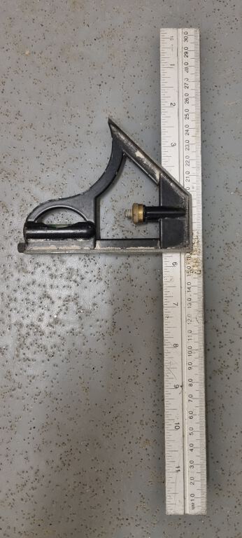 Small Spirit level with rular (R277)