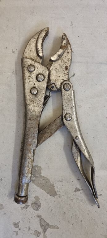 Vice grip pliers (R283)