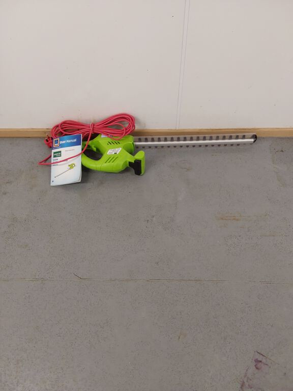 Electric Hedge Trimmer (R130)