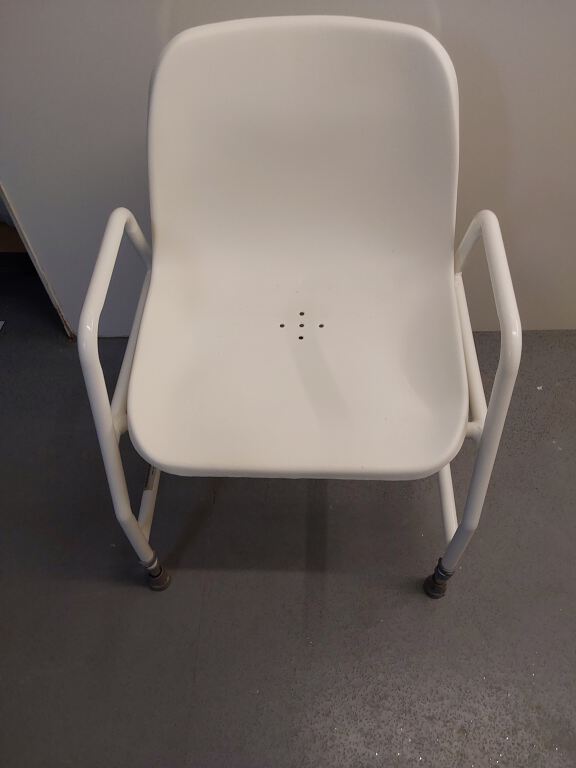 Shower Chair (R144)