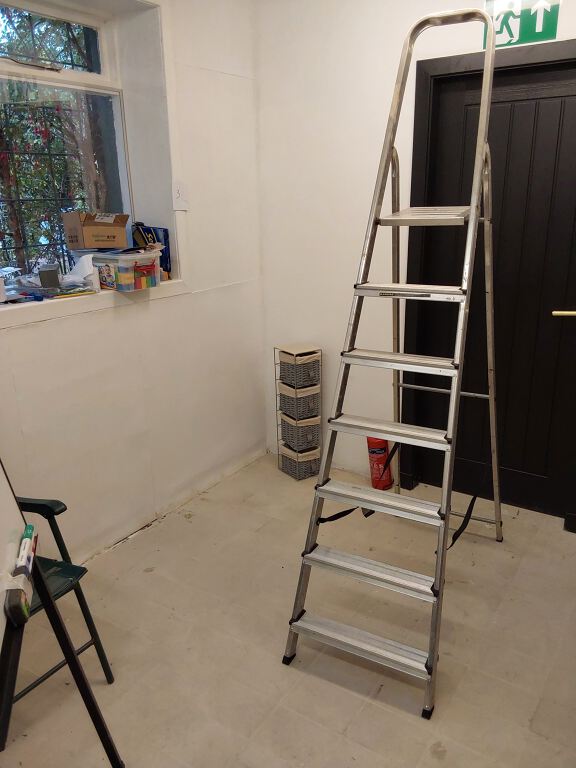 Step Ladders (R175)