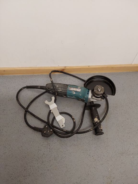 Angle Grinder (R204)