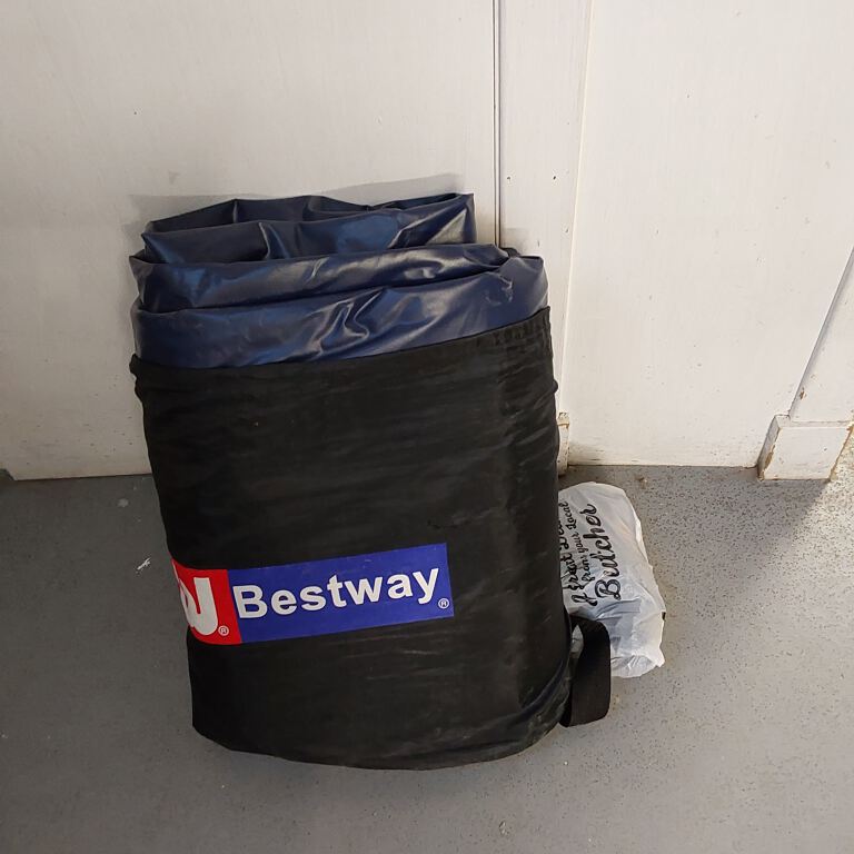 Inflatable Mattress - Double with electric pump (R230)